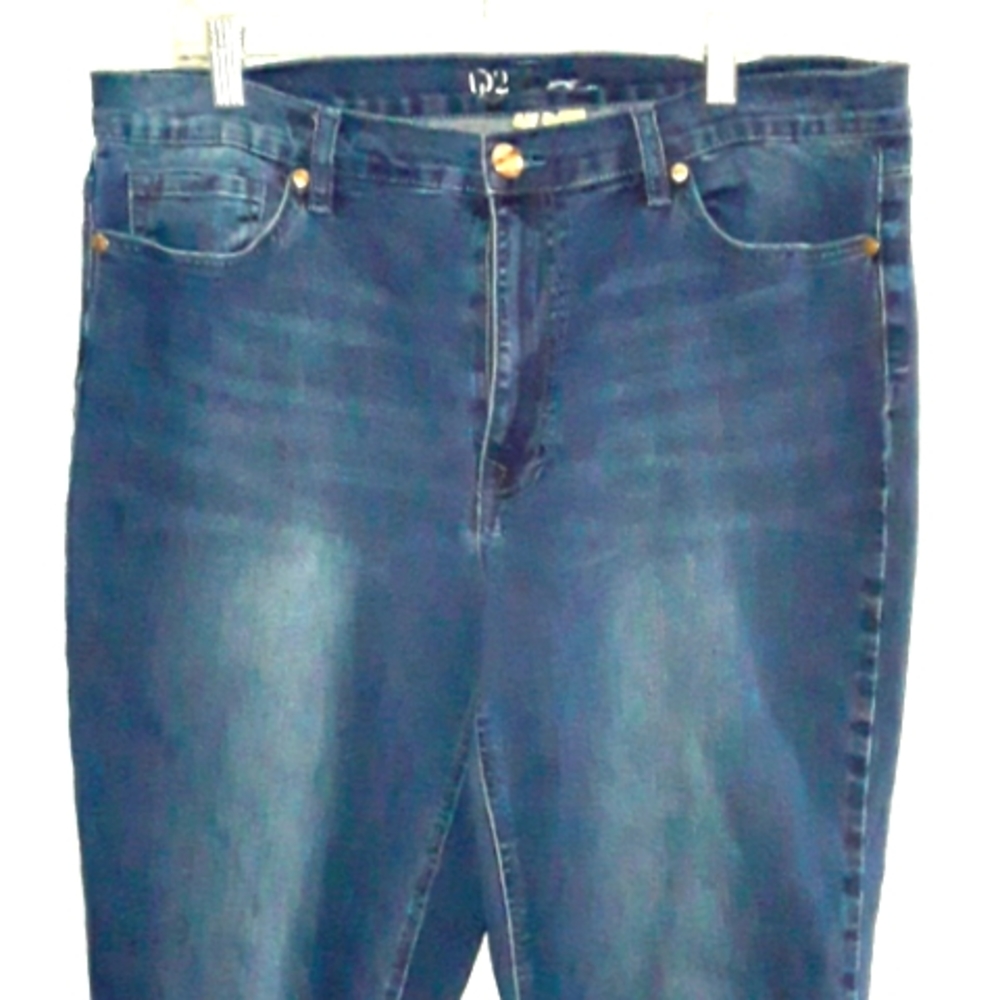 DG2 Diane Gilman Crop Jeans - Picture 2 of 6